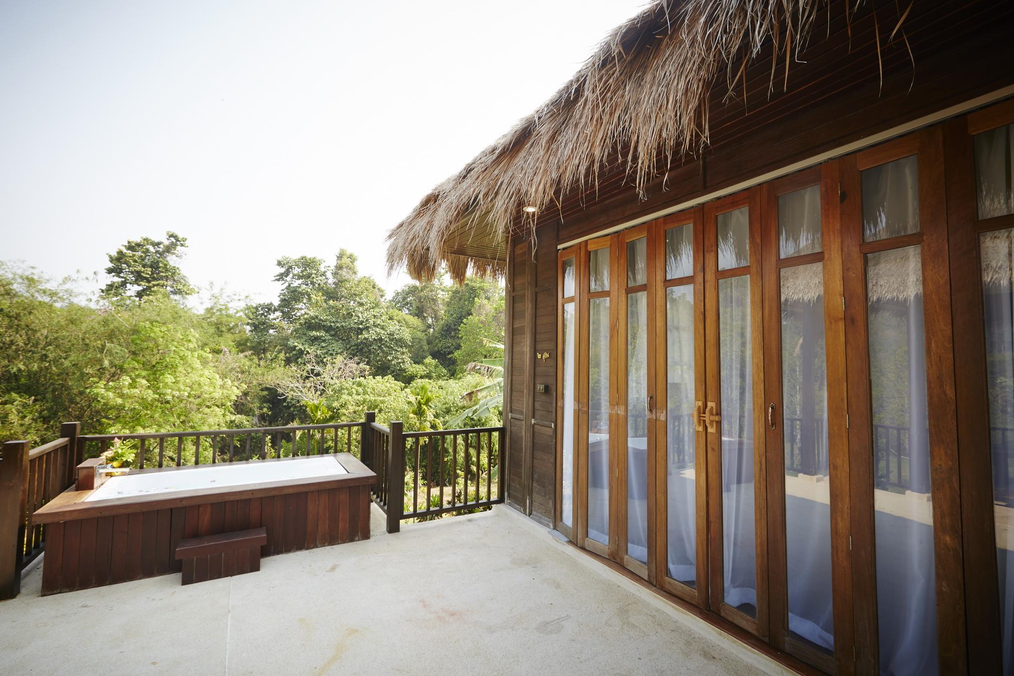 Wareerak Hot Spring & Wellness- Sha Extra Plus Khlong Thom Exteriör bild