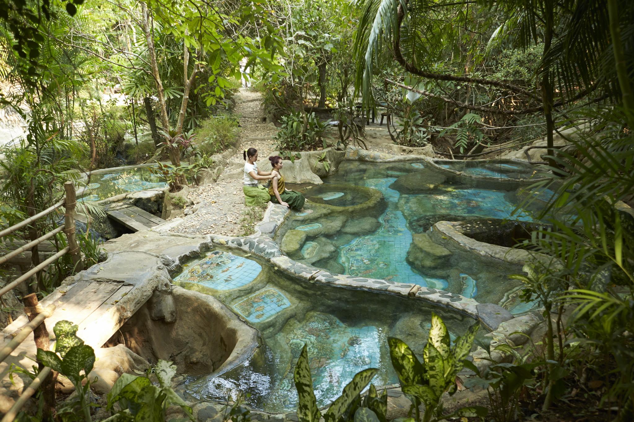 Wareerak Hot Spring & Wellness- Sha Extra Plus Khlong Thom Exteriör bild